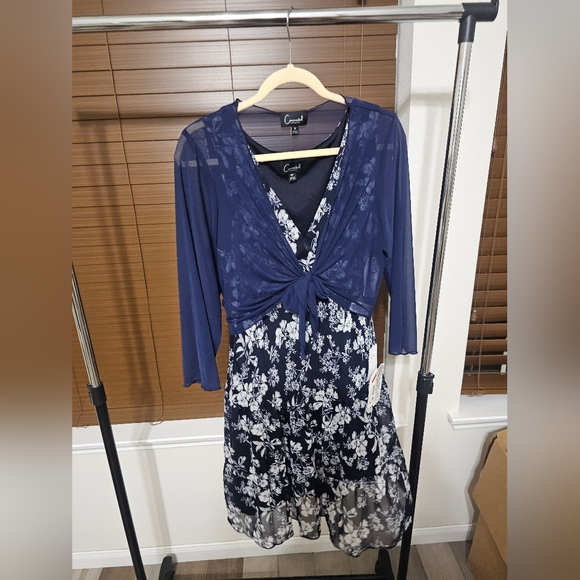 Women's clothing (330) - Picture 4 of 8